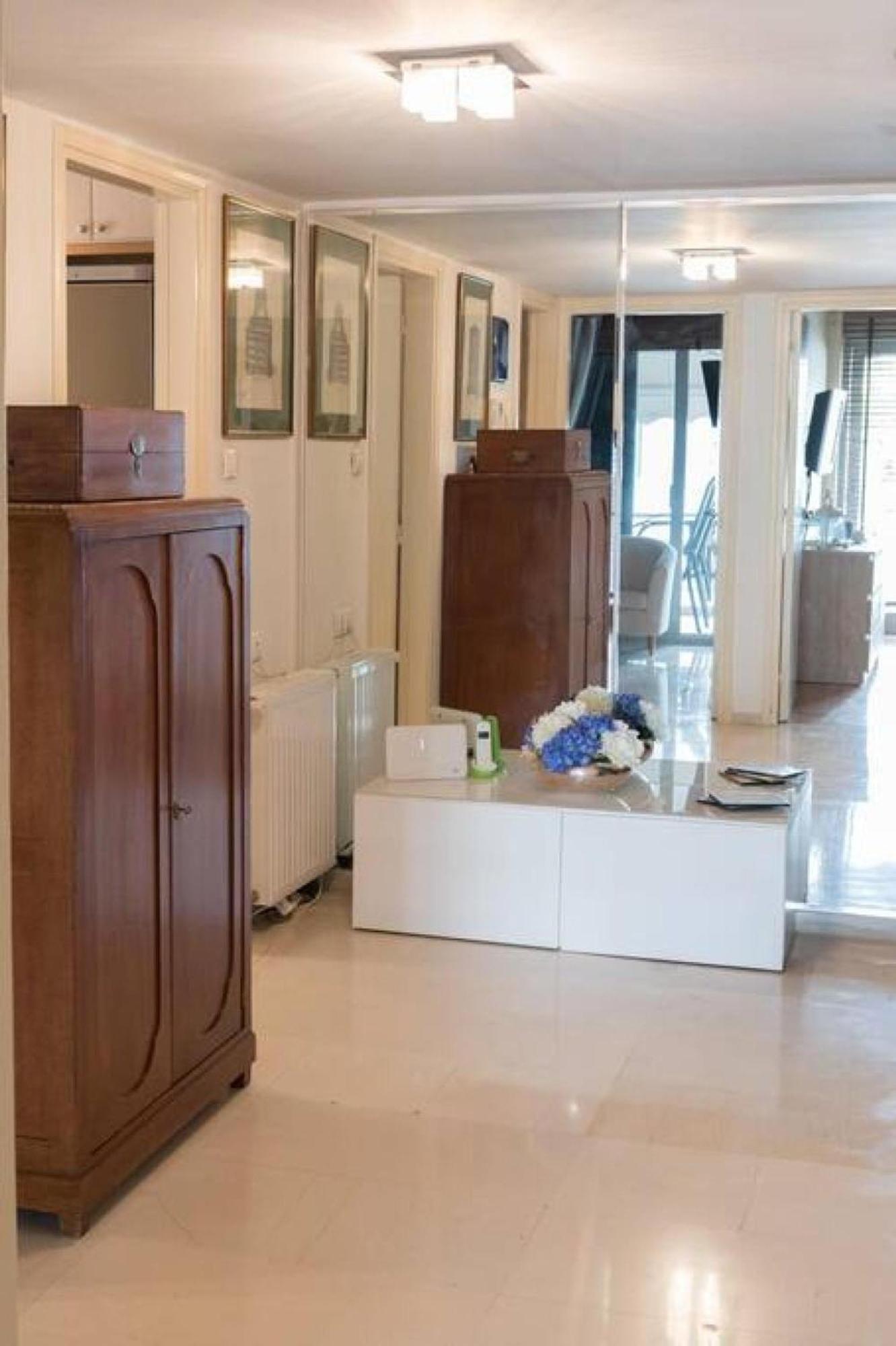 Βουλα A Gem At Voula 1' Walk From The Beach Apartment Атина Екстериор снимка